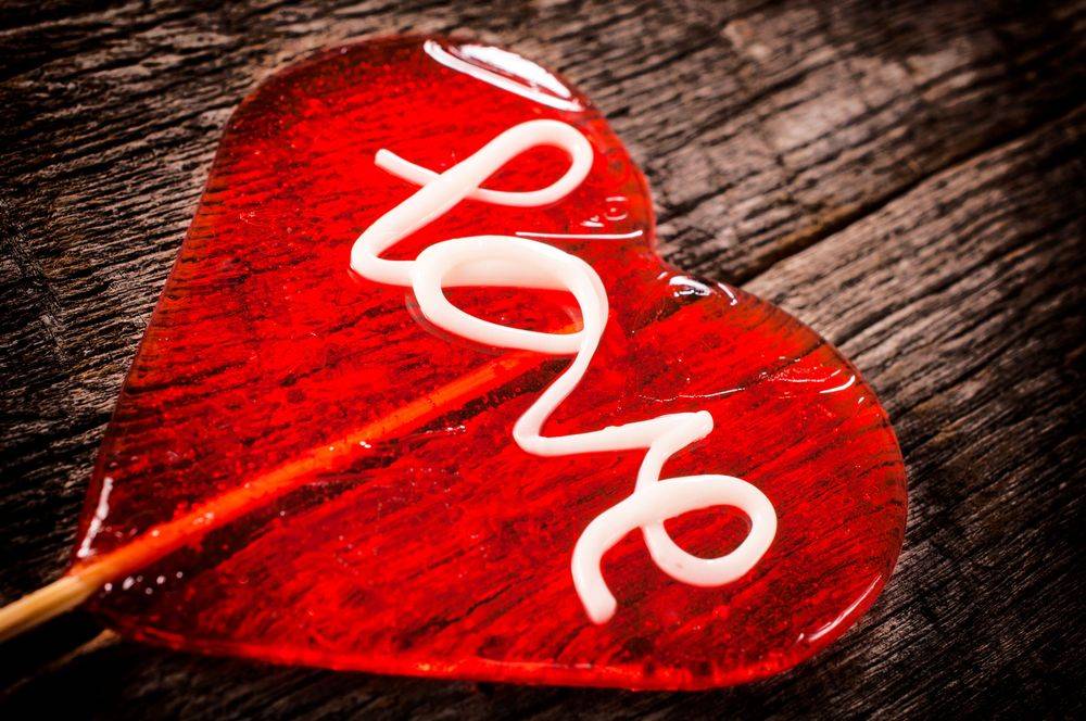 Lollipop with text decoration love